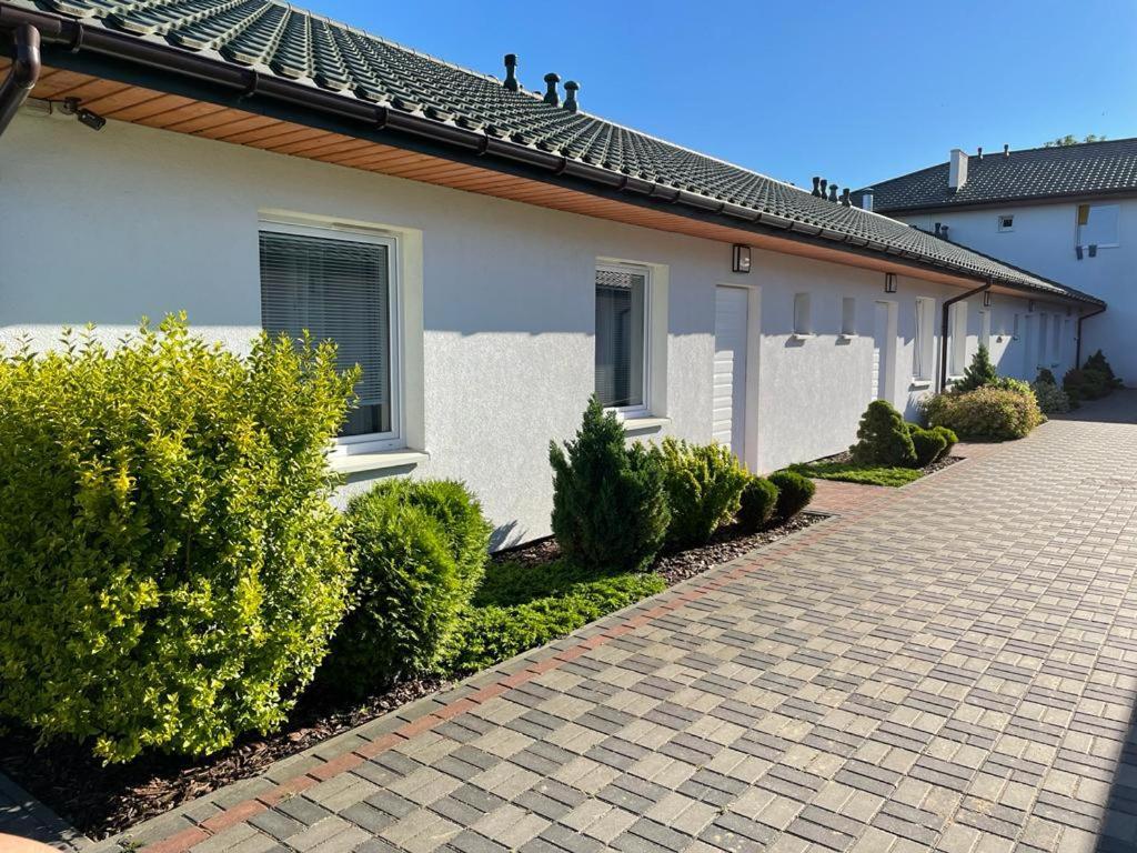 Domki I Pokoje Baltimor Grzybowo  Exterior foto
